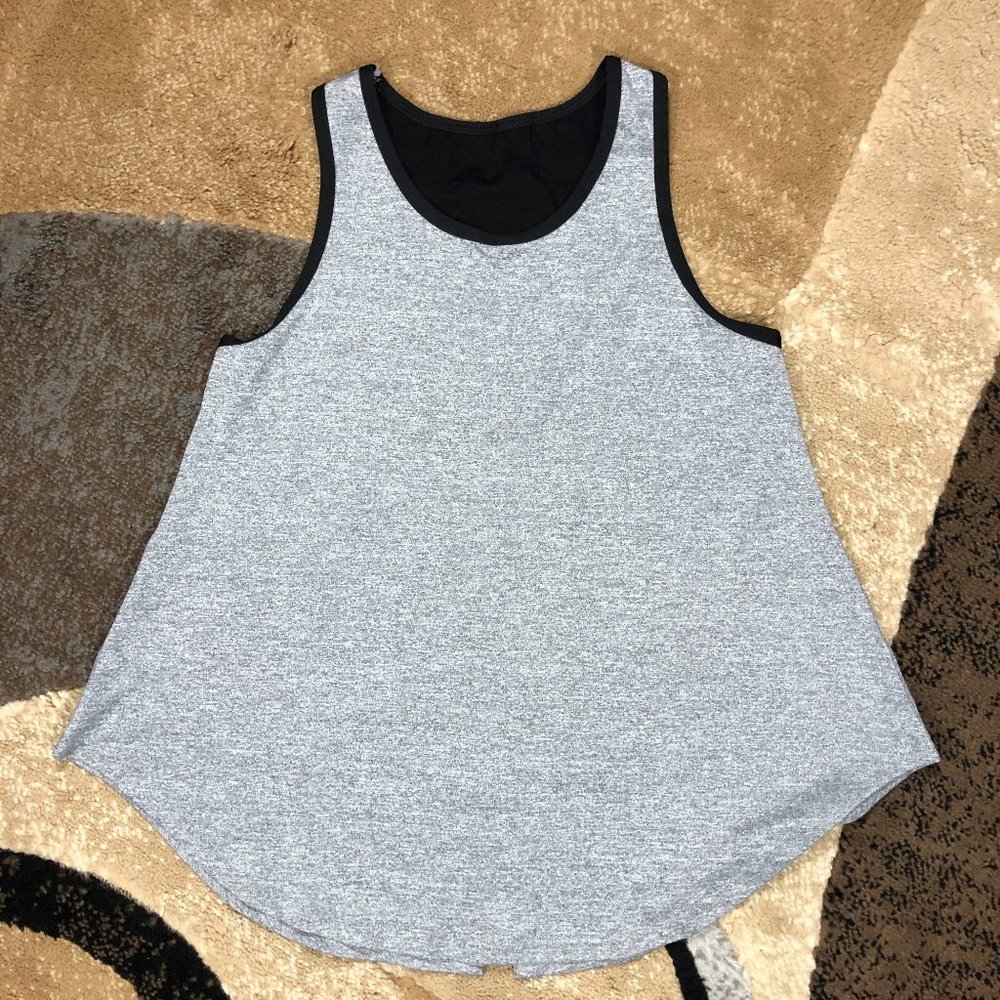 Women’s Gray and Black Workout Tank Top, Size Sm